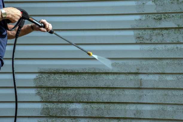 Best Pool Deck Cleaning  in Crivitz, WI